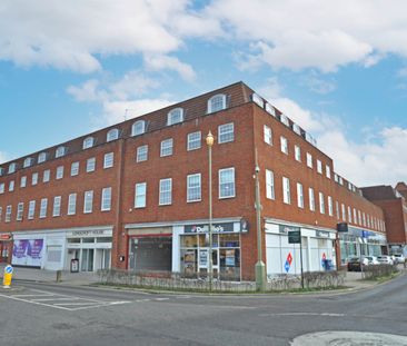 1 bedroom Apartment - LONGCROFT HOUSE, WELWYN GARDEN CITY - Photo 1