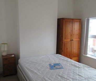 4 Cairo Street, Belfast, BT7 1QS - Photo 6