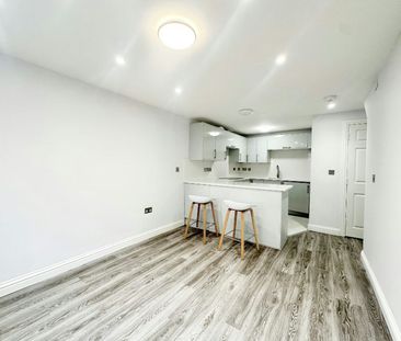 Flat to rent on - Photo 4