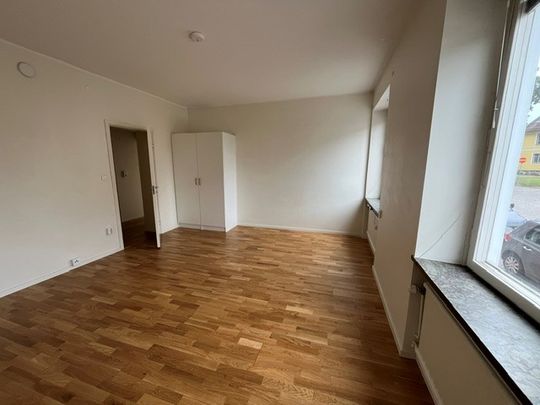 Östra Långgatan, Köping - Photo 1