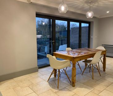 5 bedroom detached house to rent - Photo 3