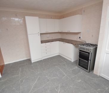 3 Bedroom Town House - Photo 6