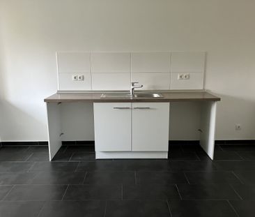 ++ Sanierte 2 Zimmer + Wohnküche + Duschbad mit Fenster + geschloss... - Photo 1