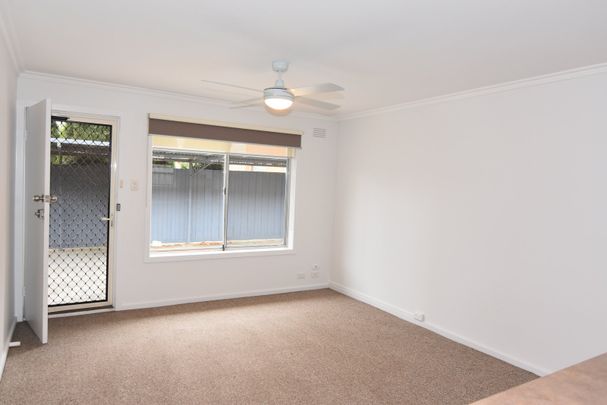 ONE BEDROOM UNIT IN GREAT LOCATION - Photo 1
