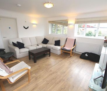 6 bedroom semi-detached house to rent - Photo 1