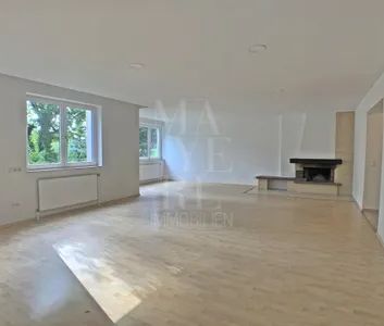 sehr schöne 6-Zimmer-Wohnung 222m² mit Garten, Terrasse & Garage in 1180 Wien zu mieten! - Photo 2