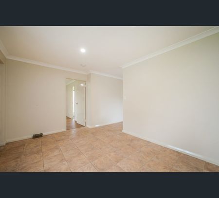 37 Palermo Court, Merriwa, WA 6030 - Photo 4