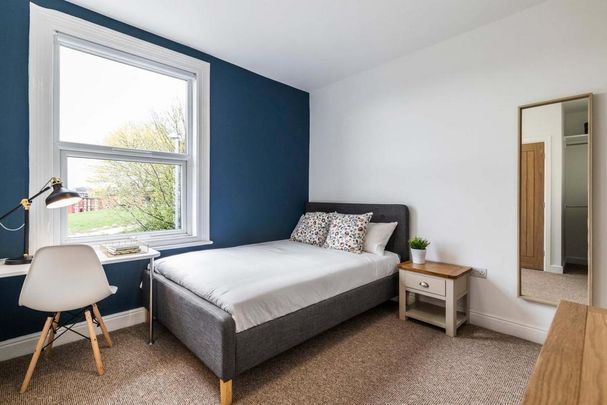 6 bedroom house to rent - Photo 1