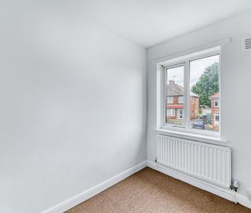 3 bedroom semi-detached house to rent - Photo 6