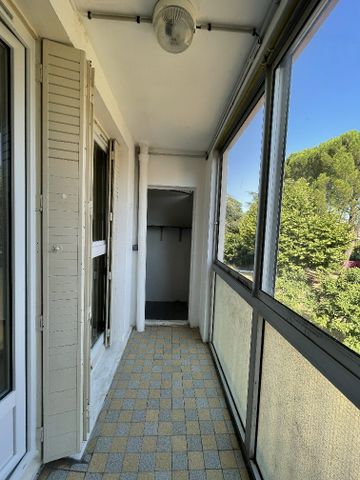 Appartement T4 avec balcon et loggia - Photo 3