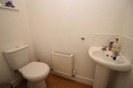 2 Bedroom House - Semi-Detached - Photo 5