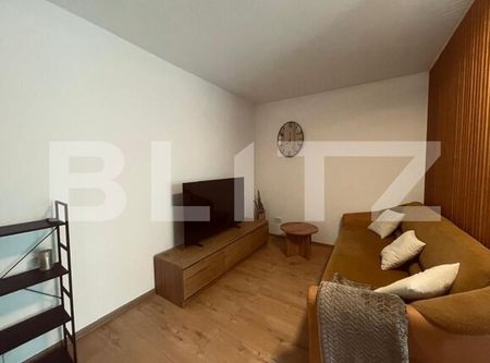 Apartament o camera, 45 mp, parcare, zona Stejarului - Photo 5