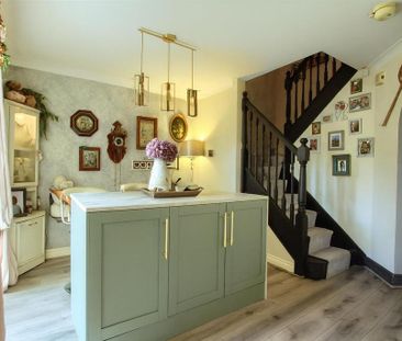 3 bedroom detached house to rent - Photo 5