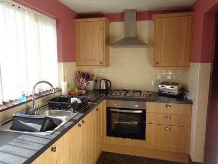 2 bedroom property to rent - Photo 5