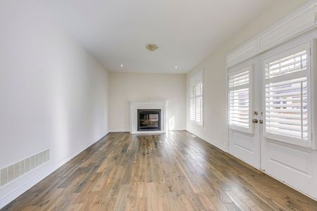 For Lease - 230 Jessie Caverhill Pass, Oakville, Ontario - Photo 2