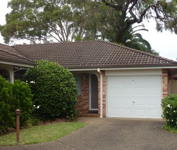 Spacious & stunning villa in prime location! - Photo 5