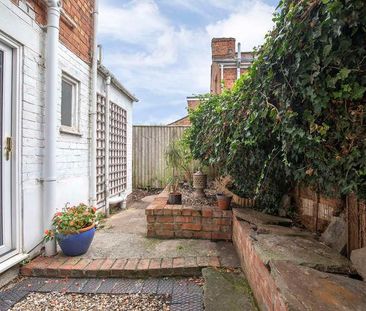 Hewlett Road, Cheltenham, GL52 - Photo 6