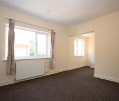 2 BEDROOM House - End Terrace - Photo 1