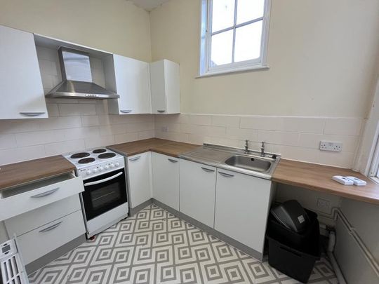1 bedroom flat to rent - Photo 1