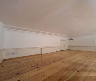 Mezzanine Studio flat - Couples accepted - Photo 2