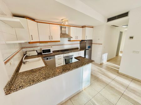 Unfurnished ground floor long term rental Javea Arenal - Photo 4