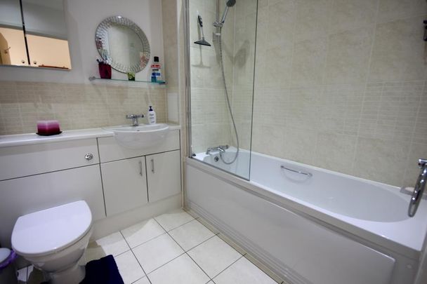 Guildford Road, Woking - 2 bedrooms Property for lettings - Seymours - Photo 1