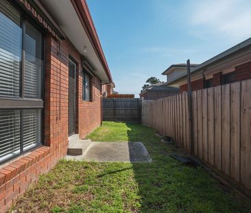 2/21 Marshall Avenue, 3168, Clayton Vic - Photo 3