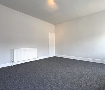 Newly Renovated 4 Bedroom Student Property - Photo 6