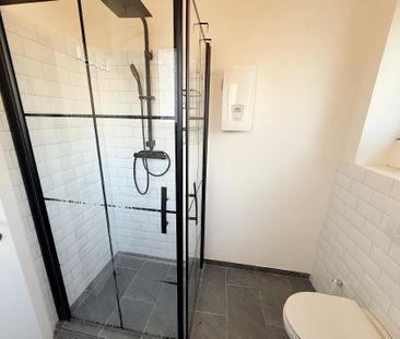 GROßZÜGIGE MASIONETTEWOHNUNG MIT 139 M² IM ZENTRUM ZU MIETEN! - Photo 2