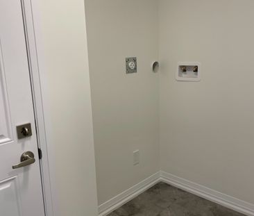 For Lease - 27 St Lawrence Road, Haldimand, Ontario - Photo 6