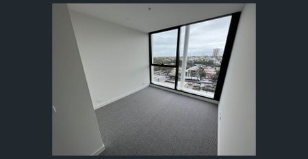 Sleek Urban Living in the Heart of South Melbourne - Photo 4