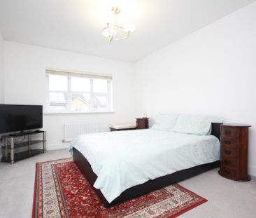 4 bedroom detached house to rent - Photo 5