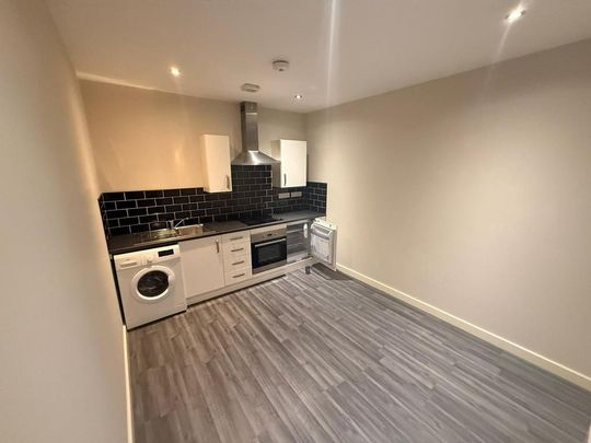1 bedroom flat to rent - Photo 1