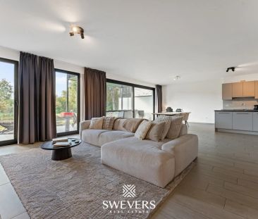 Appartement met twee autostaanplaatsen en terras met uitzicht op pr... - Photo 5