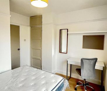 4 bedroom house share to rent - Photo 3