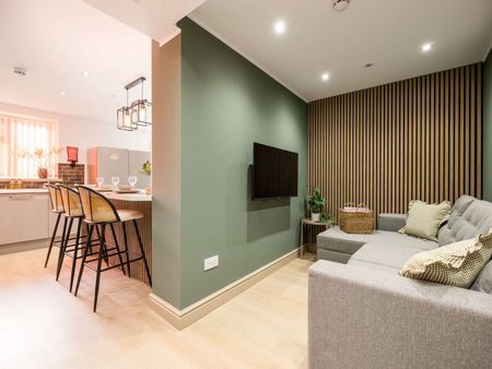 OX Living is proud to present this high-quality 9-bedroom co-living property, perfect for working professionals looking for stylish, stress-free living. Room 8 - Photo 4