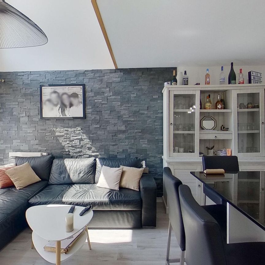 Location Appartement 4 pièces 80m² - Photo 1