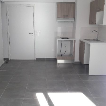 Location Appartement 2 pièces 35m² MARSEILLE 10ème - Photo 1