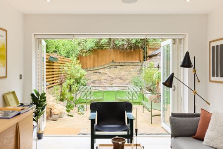 5 Bed Maisonette, St. Augustine's Road, NW1 - Photo 3