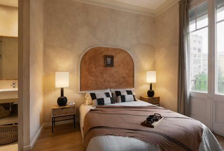 Carrer de París, Barcelona, Catalonia 08036 - Photo 3