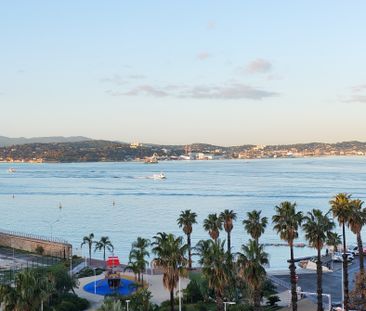 Location Appartement 4 pièces 71m² TOULON 83000 - Photo 5