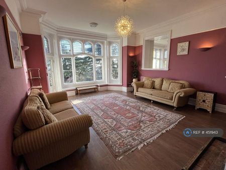 1 bedroom in a house share to rent - Photo 2