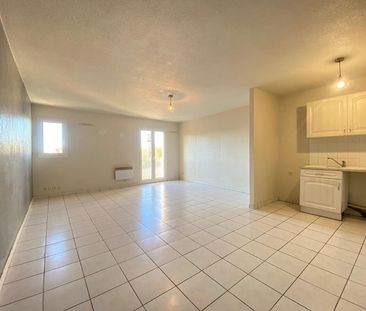 APPARTEMENT ST CYR SUR MER - 2 pièce(s) - 54.56 m2, - Photo 1