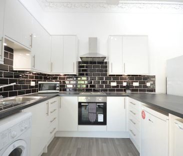 5 bedroom flat share to rent - Photo 3