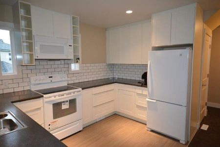 Apartment in Prestwick - Photo 2