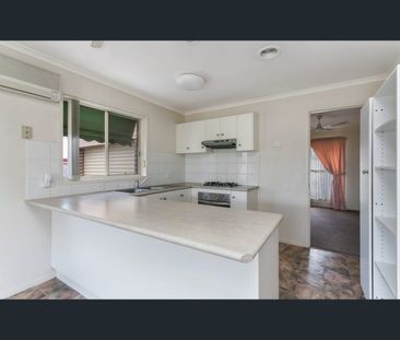 10 Baden-Powell Place, Strathdale, Vic 3550 - Photo 4