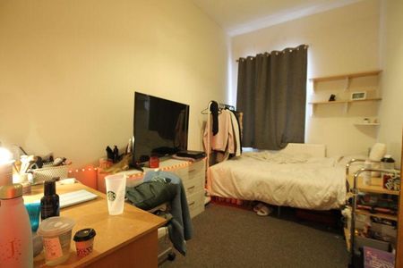 7 bedroom end of terrace house to rent - Photo 4