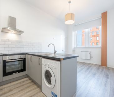 Bearsden Road - Photo 1