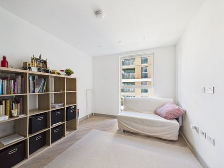 Eden Grove, Staines-upon-Thames, Surrey,TW18 - Photo 5