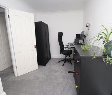 3 bedroom semi-detached house to rent - Photo 6